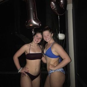 Meet your Posher, Jenelle